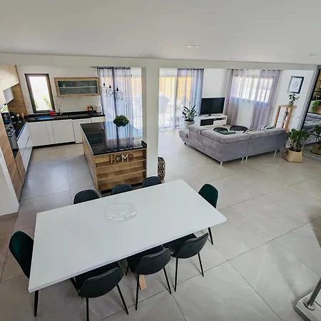 Avec Piscine - 160m2 - 4 A Calvi * Calvi (Corsica)