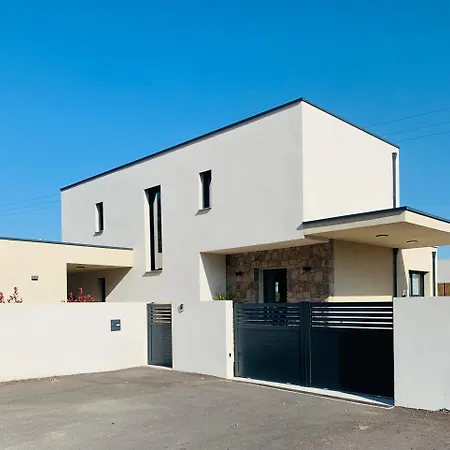 Avec Piscine - 160m2 - 4 A Calvi